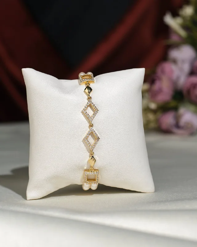 Ladies bracelets bridal accessories-Regal Pearl Bracelet