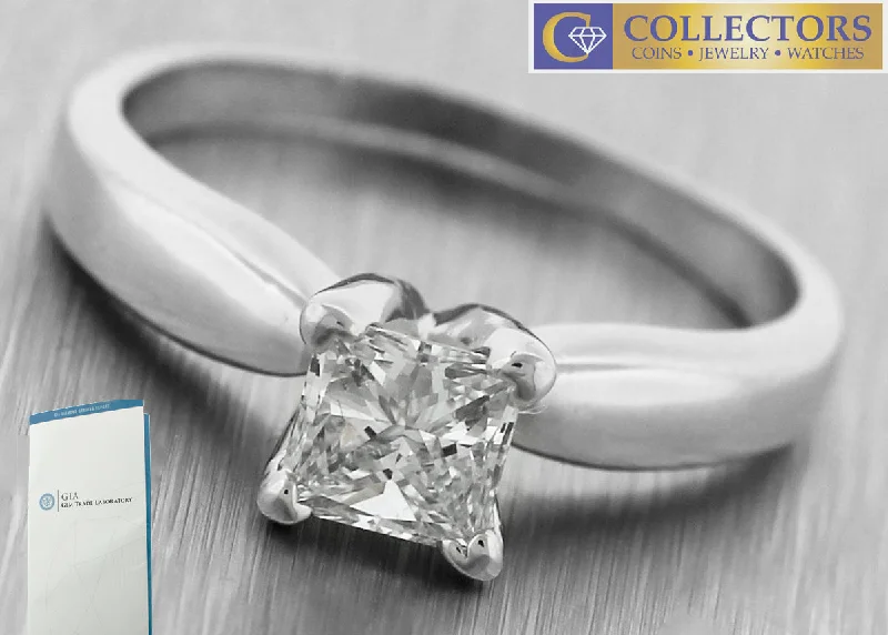 Ladies engagement rings sentimental value-Ladies Vintage Estate Platinum 0.70ct Square Diamond Engagement Ring E VS2 GIA