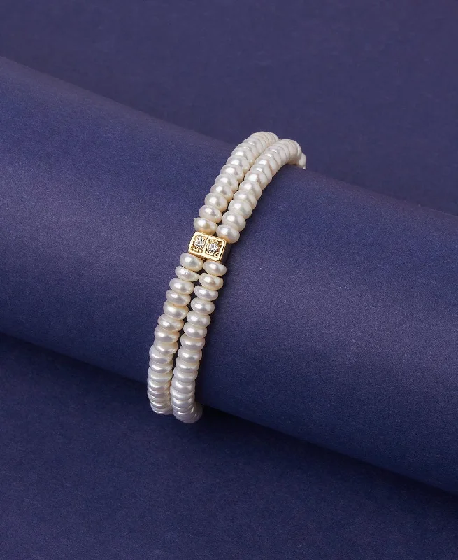 Ladies bracelets pearl details-Elegant and classy Pearl Bracelet