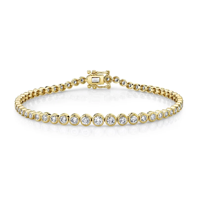 Ladies bracelets lavish designs-1.90ct Yellow Gold Diamond Tennis Bracelet