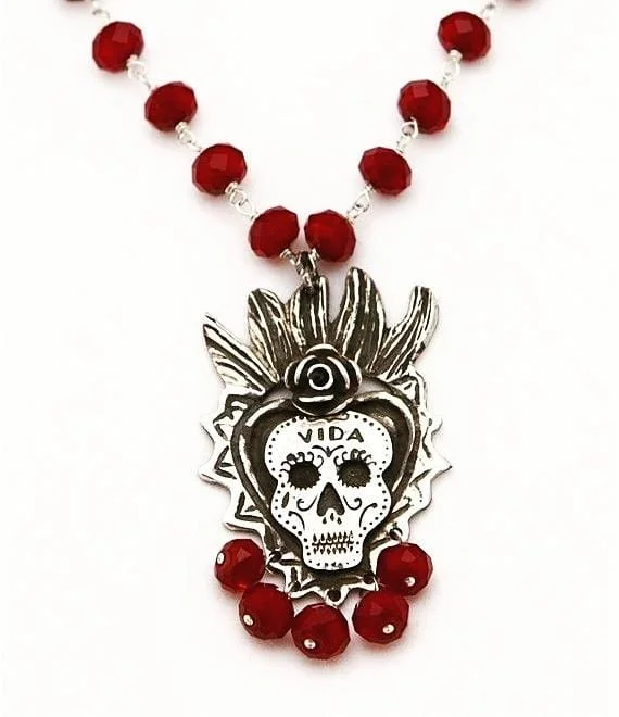 Ladies necklaces fashion ideas-Sacred Heart Alma Gemela Necklace