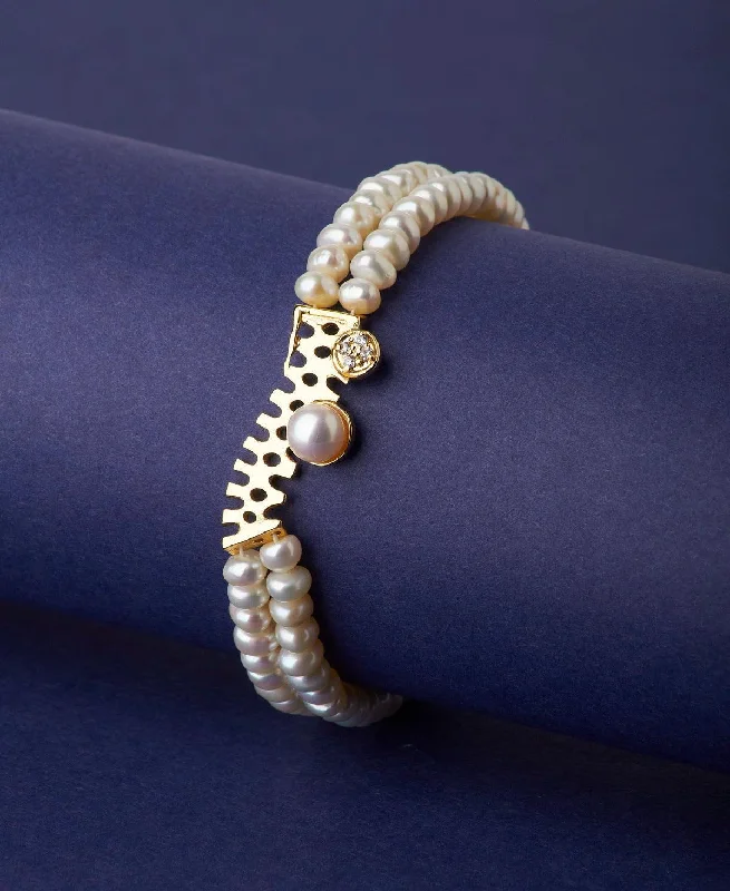 Ladies bracelets e-commerce finds-Elegant Real Pearl Bracelet