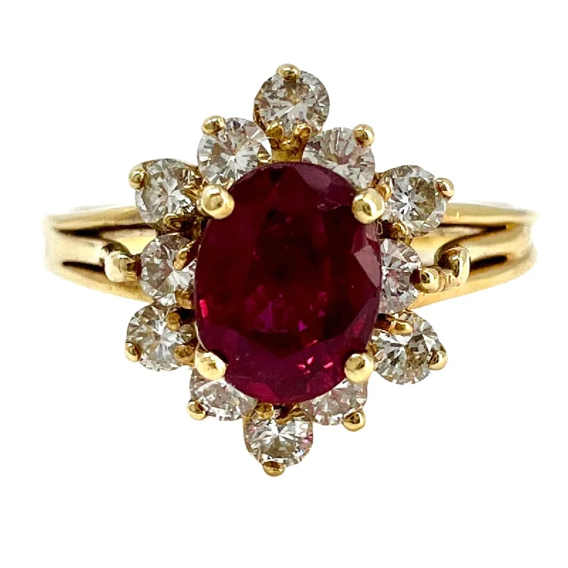 Ladies ring star motif-14K Gold Ring with Ruby and Diamonds