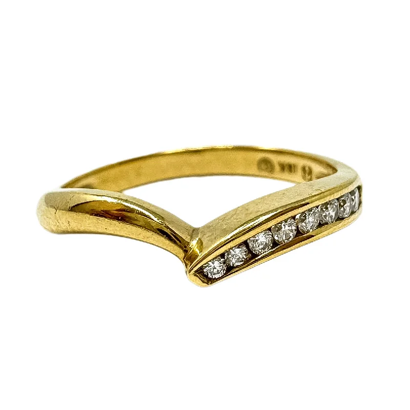 Ladies ring classic styles-Trillos 18K Gold Ring with 8 Full Cut Diamonds