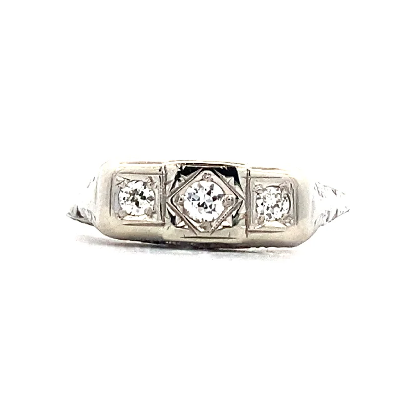 Ladies ring sweet style-Estate Vintage Three Stone Diamond Ring in White Gold